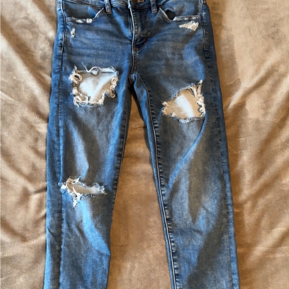 Ripped High-Rise American Eagle Jeans